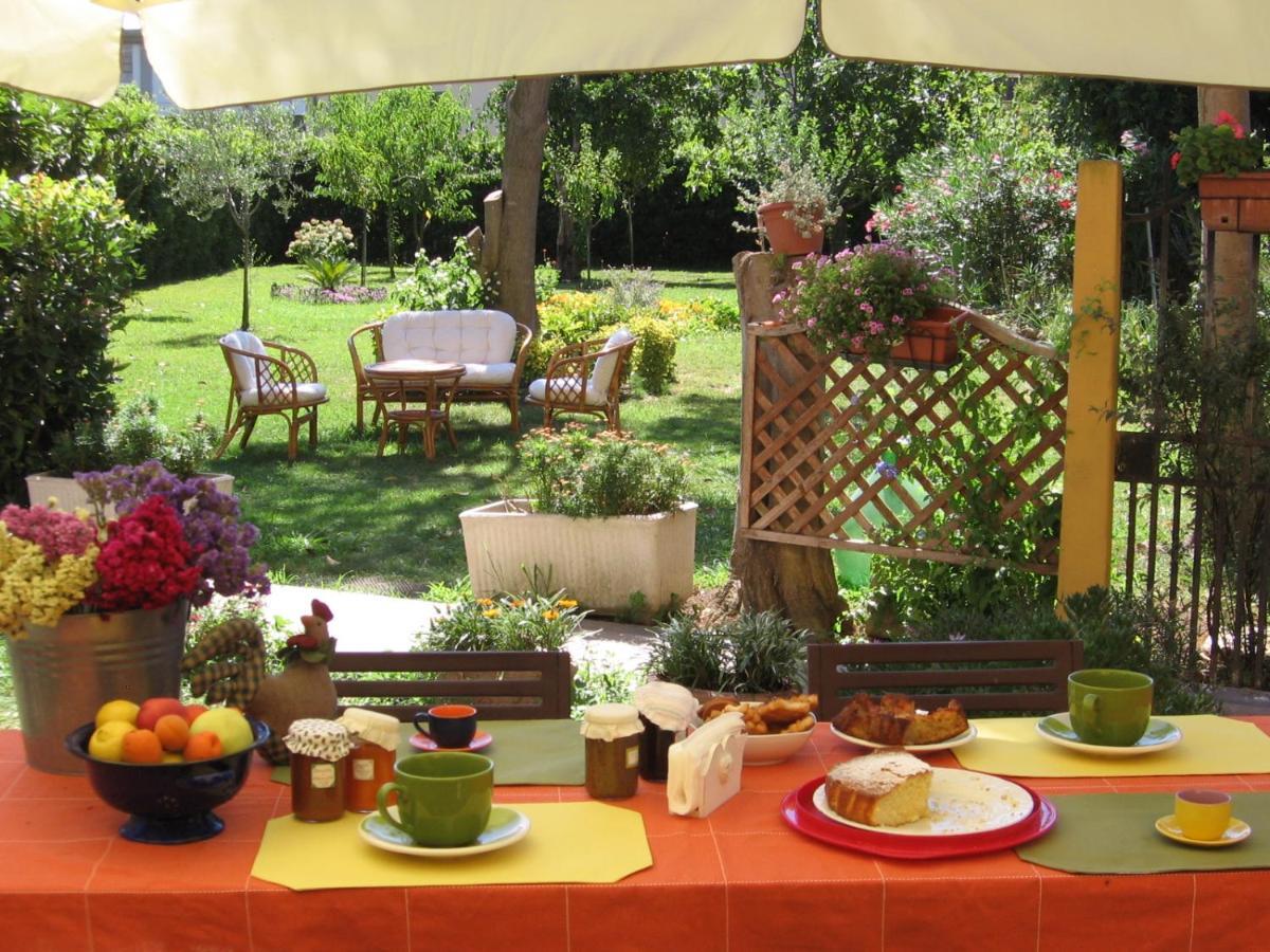 Al Piano Di Sopra Bed & Breakfast Massarosa Exterior photo